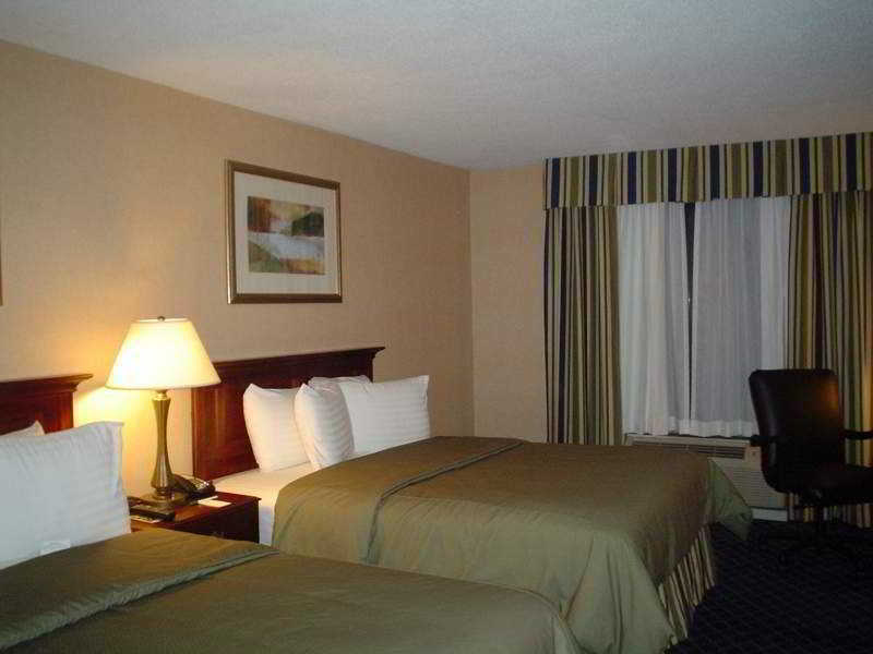 Comfort Inn Randolph-Boston Esterno foto